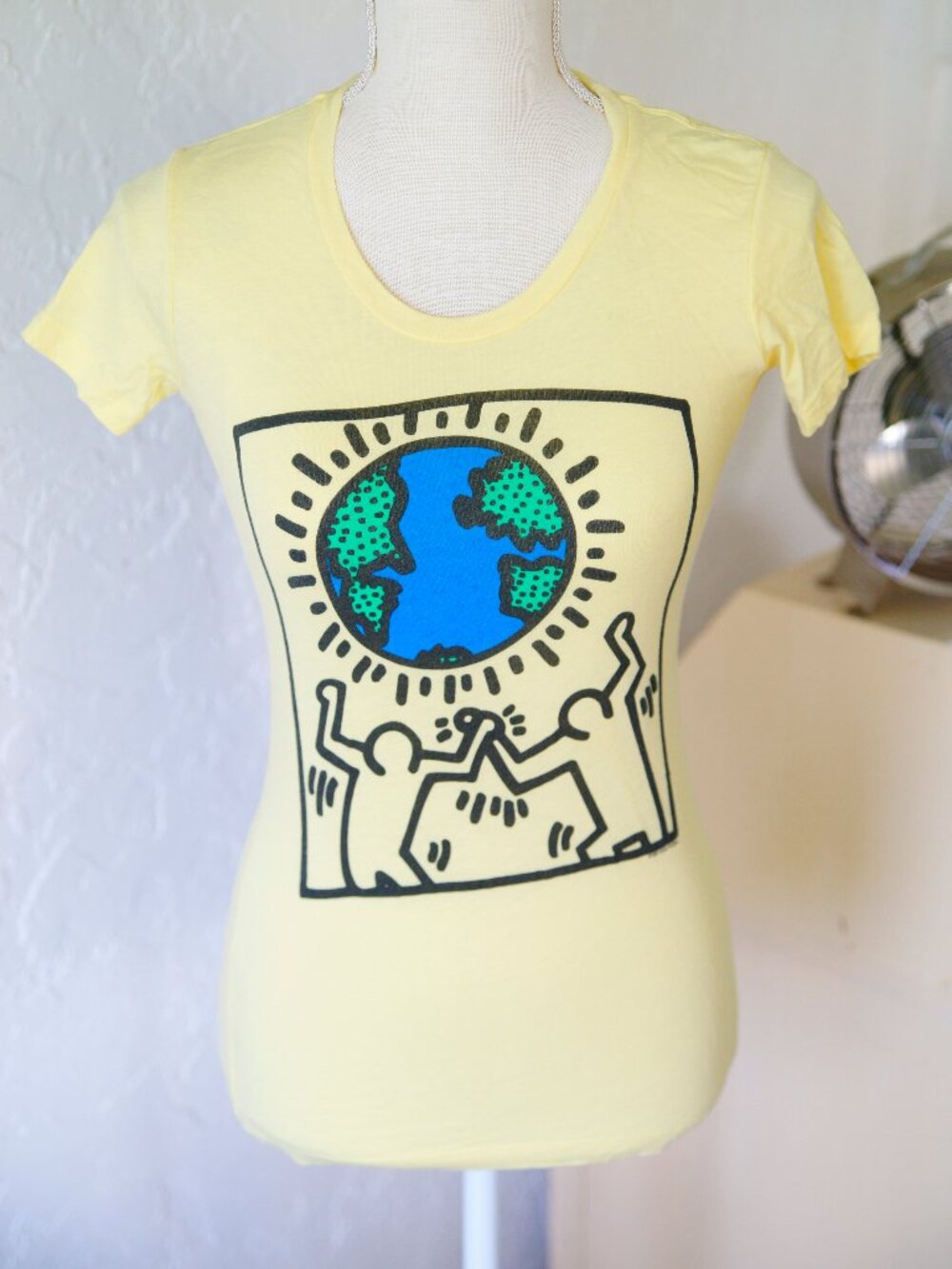 Keith Haring Earth Celebration or World Peace Yellow Graphic T shirt XS